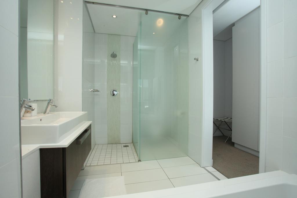Luxury @ Sandton Skye Johannesburg Exteriör bild