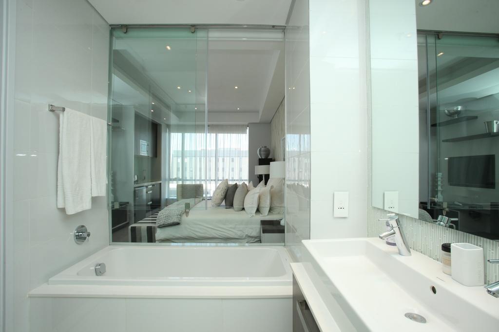 Luxury @ Sandton Skye Johannesburg Exteriör bild