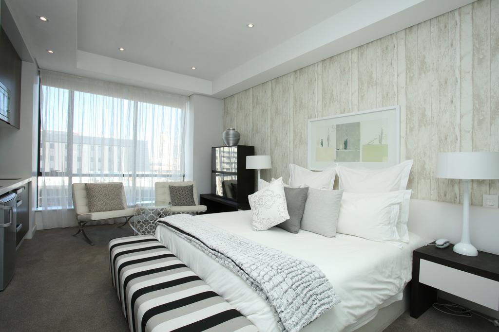 Luxury @ Sandton Skye Johannesburg Exteriör bild